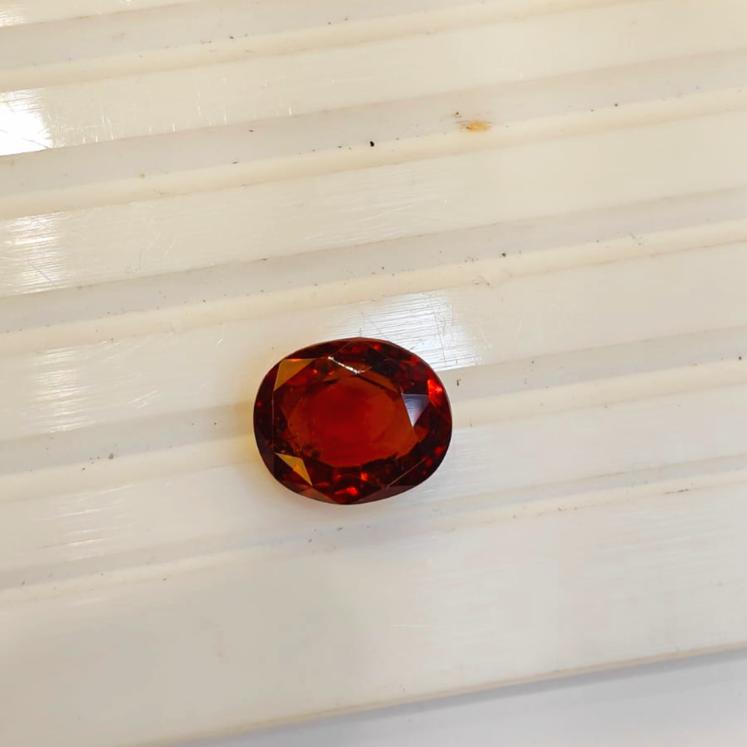 Natural Certified Hessonite Gomed Stone – 1.73g & 9.51 Ratti