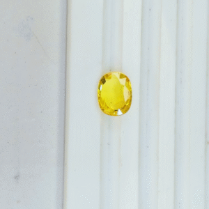 Natural Yellow Sapphire – 0.76g & 4.18 Ratti