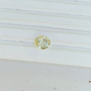 Natural Yellow Sapphire – 0.99g & 5.44 Ratti