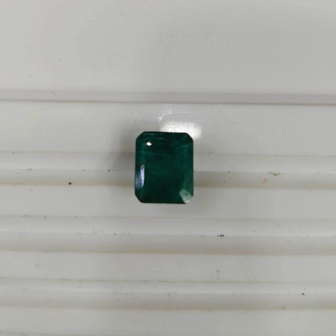 Darshani product editing template (30) Genuine Natural Emerald Gemstone - 1.02g & 5.72 Ratti