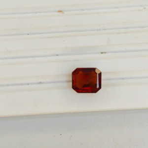 Natural Hessonite Gomed Stone – 1.40g & 7.70 Ratti