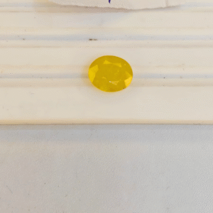 Natural Yellow Sapphire – 0.99g & 5.44 Ratti