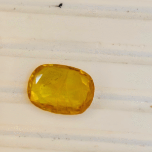 Natural Yellow Sapphire – 0.90g & 4.95 Ratti