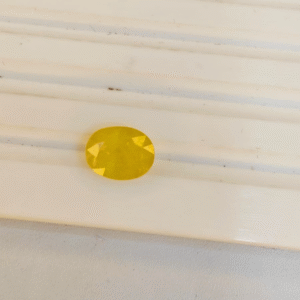 Natural Yellow Sapphire – 0.88g & 4.84 Ratti