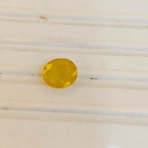 Natural Yellow Sapphire – 0.81g & 4.45 Ratti