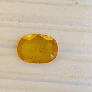 Natural Yellow Sapphire – 0.91g & 5.00 Ratti