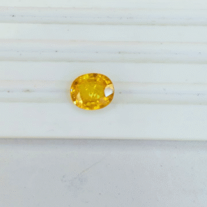 Natural Yellow Sapphire – 0.84g & 4.62 Ratti