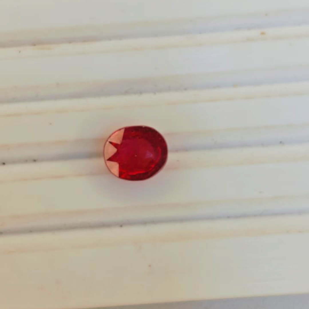 Darshani product editing template (94) Natural Ruby – 0.82g & 4.51 Ratti