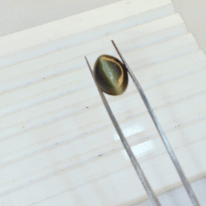 Darshani product editing template (33) Natural Cat’s Eye Stone – 1.15g & 6.32 Ratti